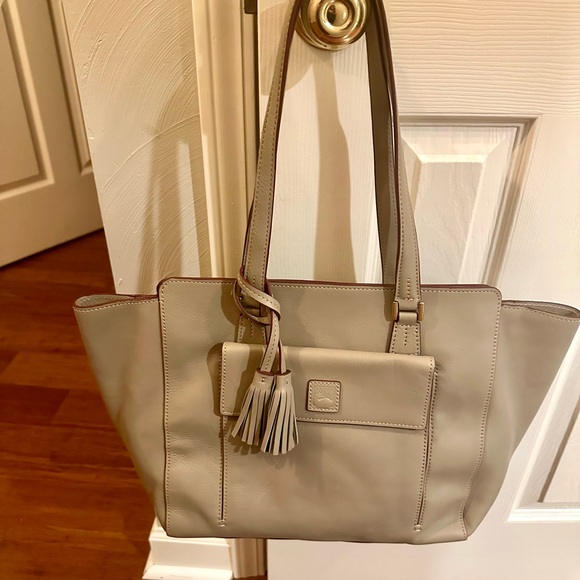 DOONEY & BOURKE East West Florentine Leather Tote in Elephant $498 MSRP NEW - Picture 14 of 16